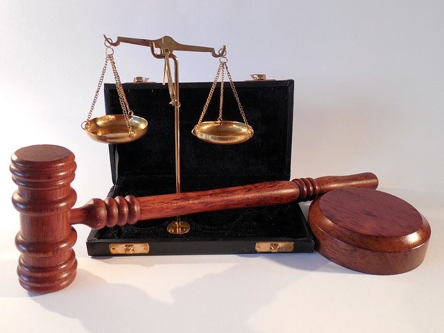 W czym zdoła nam pomóc radca prawny? W których sprawach i w jakich dziedzinach prawa wspomoże nam radca prawny?